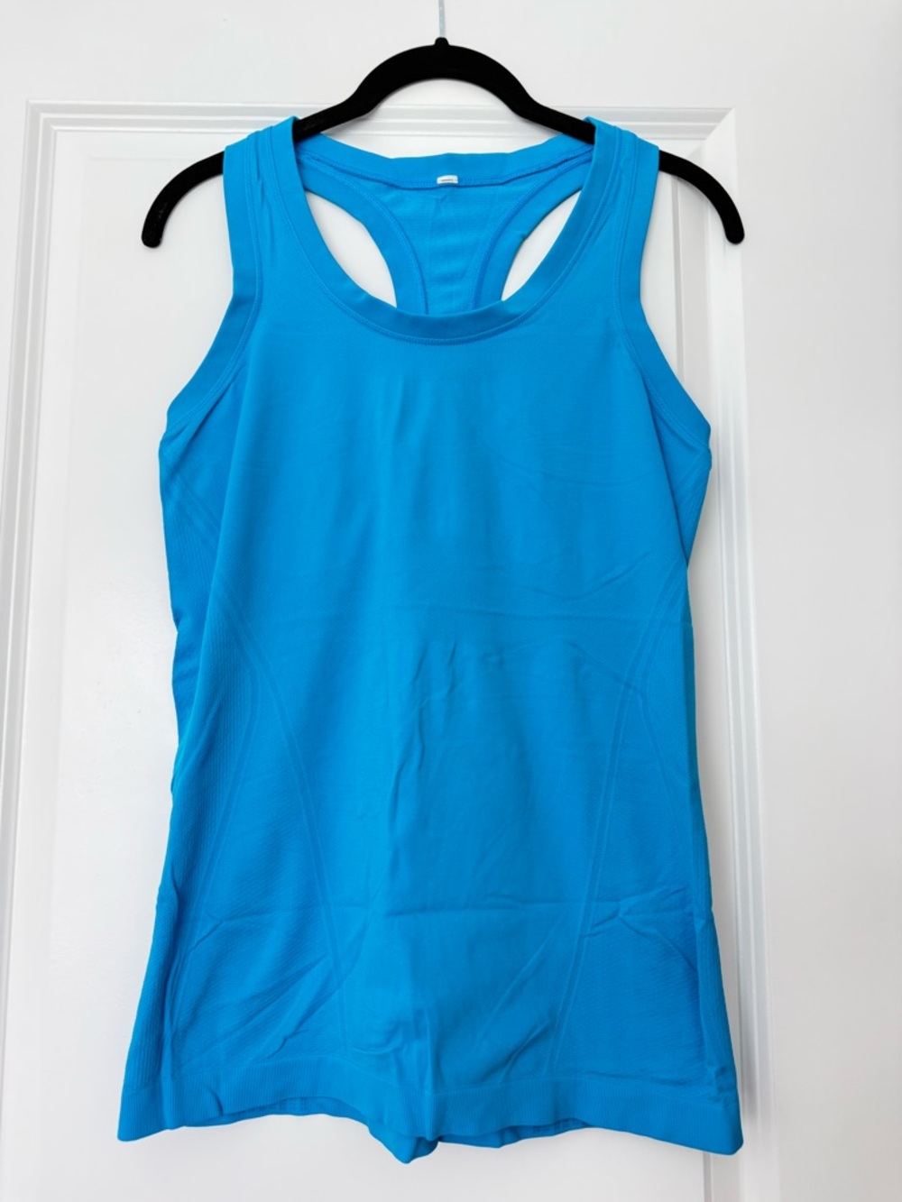 Athleta Turquoise Momentum Tank